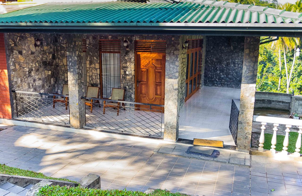 Aa Bungalow Kandy Esterno foto
