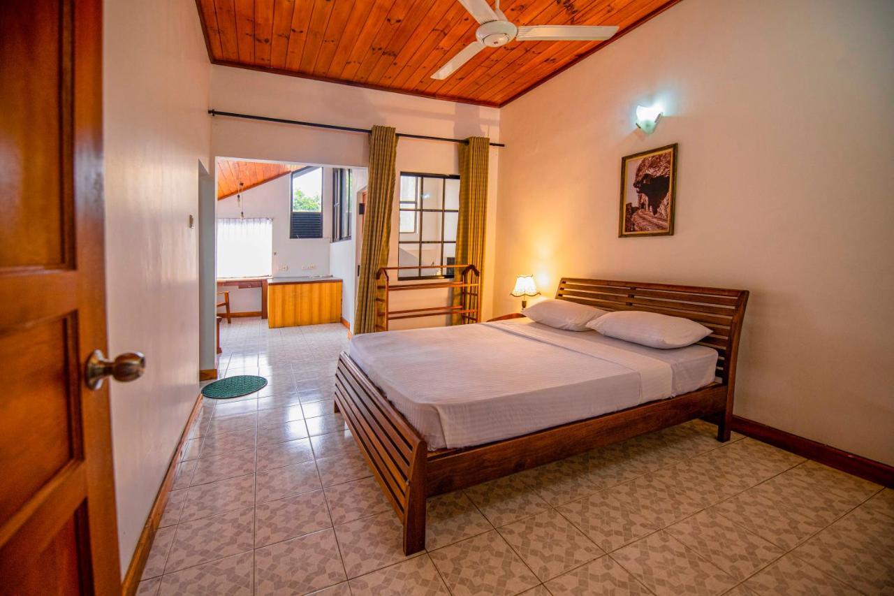 Aa Bungalow Kandy Esterno foto